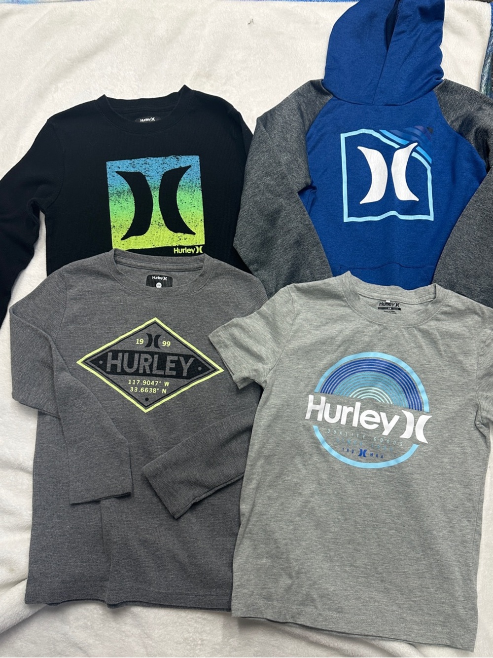 Hurley boys Mixed Tee and Hoodie and long sleeve thermals Bundle Size S 7/8